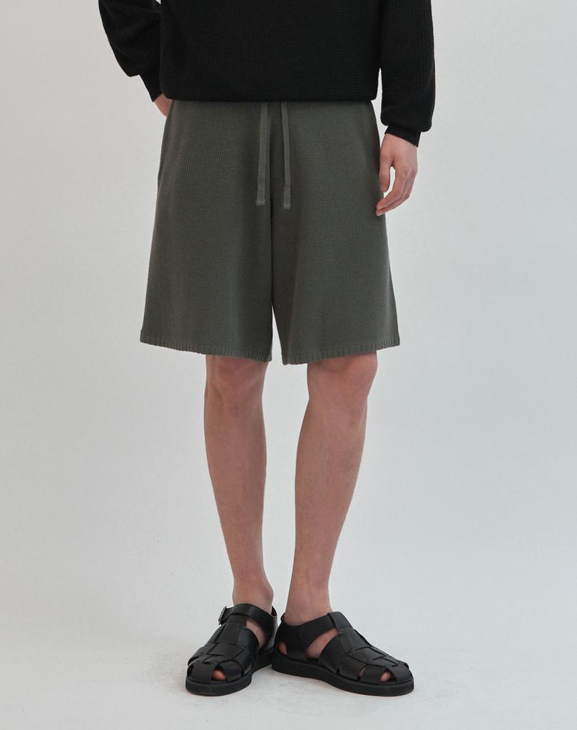 WORK ON BODY OFF Cool Bamboo Semi-Wide Knit Shorts [Black]
