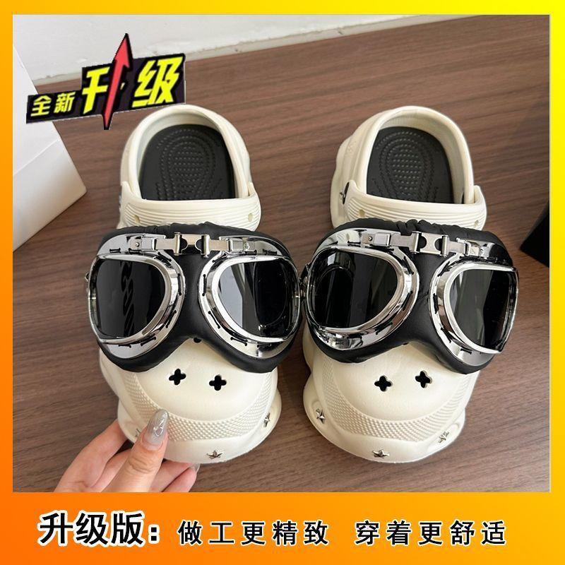 Black thick-soled cute hole shoes women's summer and autumn new outer wear heightened non-slip cool slippers