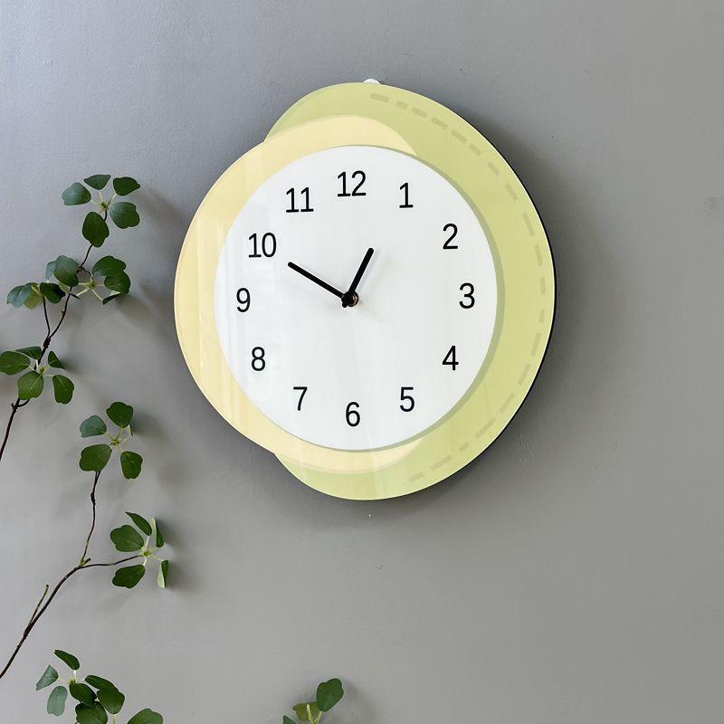 Modern Simple Light Luxury Art Clock Fashion Decoration Personalized Wall Clock Home Restaurant Silent Creative Clock