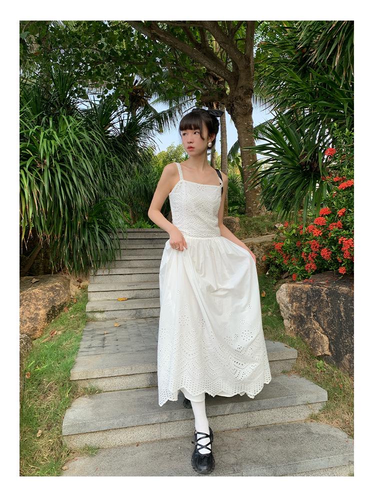 2024 Summer French Pure Lace Hollow Suspender Dress, Large Swing, No Return