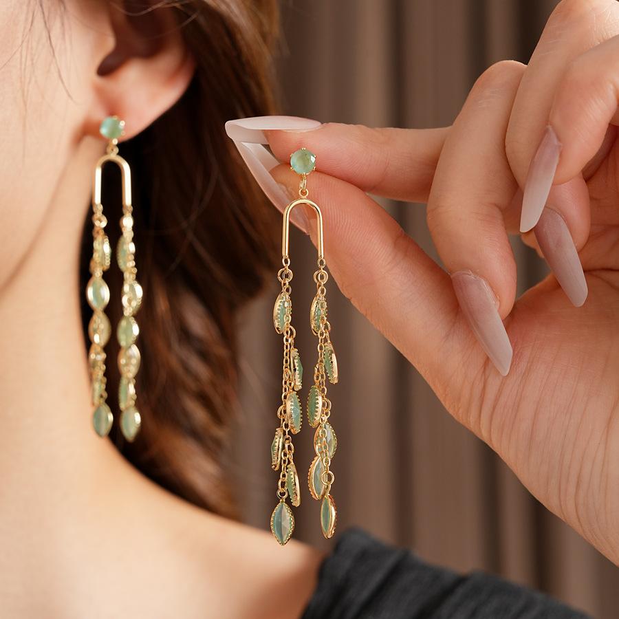 Female Versatile Fashionable Niche Leaf Tassel Earrings 1 pair