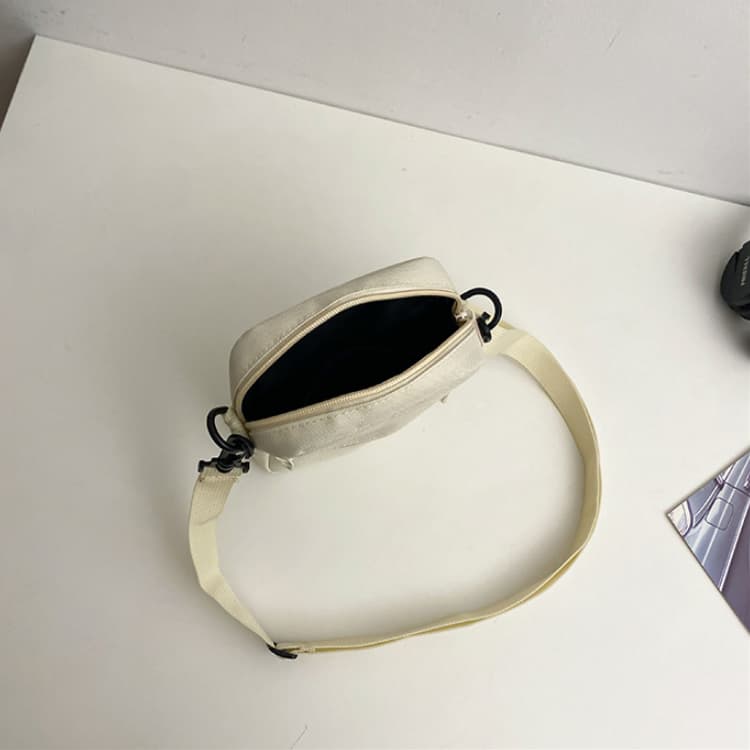 Men's and women's Mori small satchel simple new messenger bag