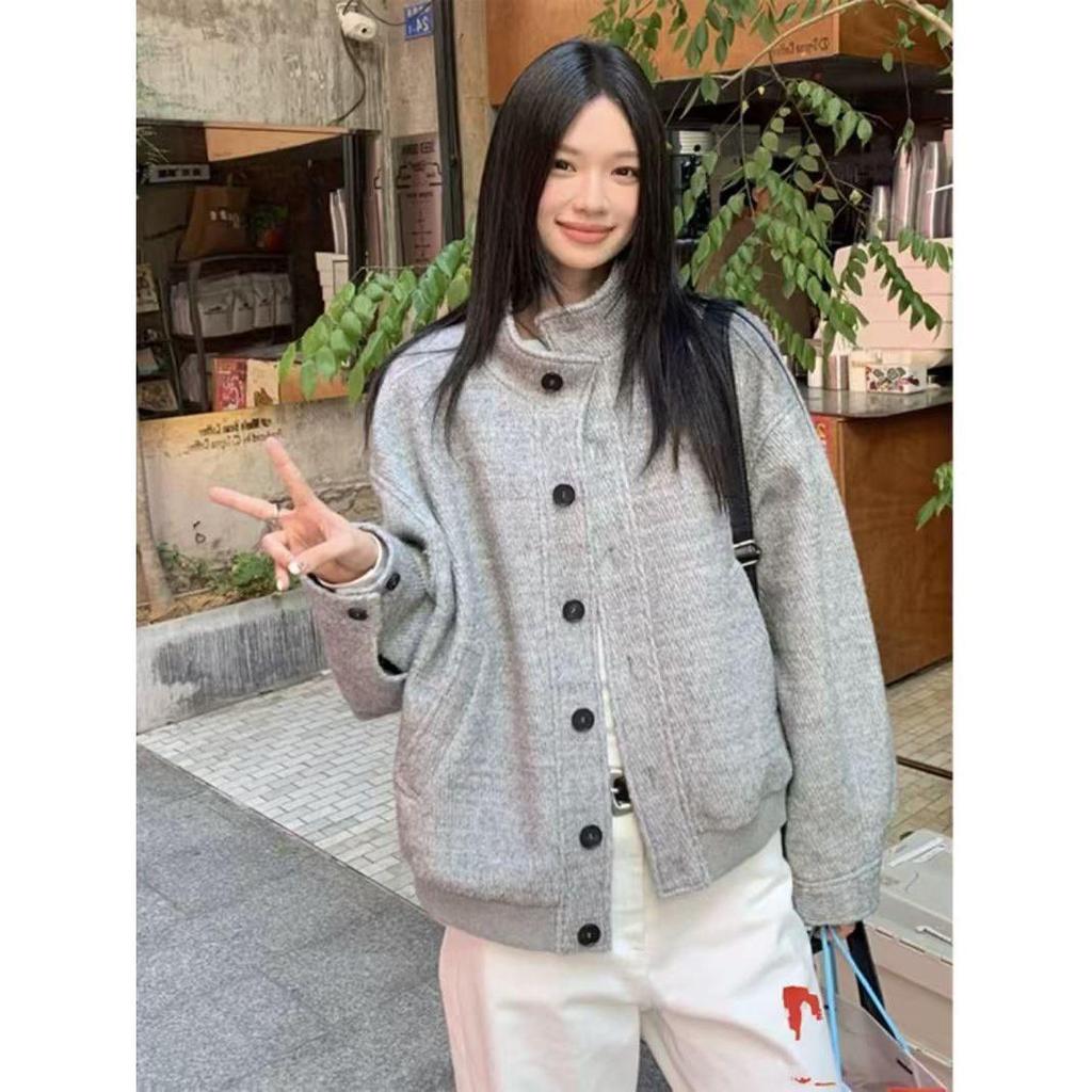 Women's Retro Stand-Collar Baseball Jacket: Trendy, Loose-Fit, Versatile Autumn Design for Students