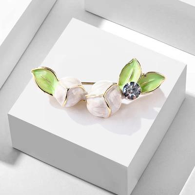 Designer Brooch Pin Mini Bobby Pins Perfect Gift for Couples Gentle Magnolia Flower Enamel Drip Oil Green Leaves Corsage Vintage Style Diamond Brooch