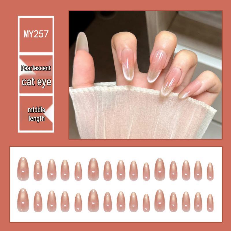 Chasing Light Cat's Eye Crystal Nails: Handmade, Detachable, Flash Diamond Design for Trendy, Stylish Looks.
