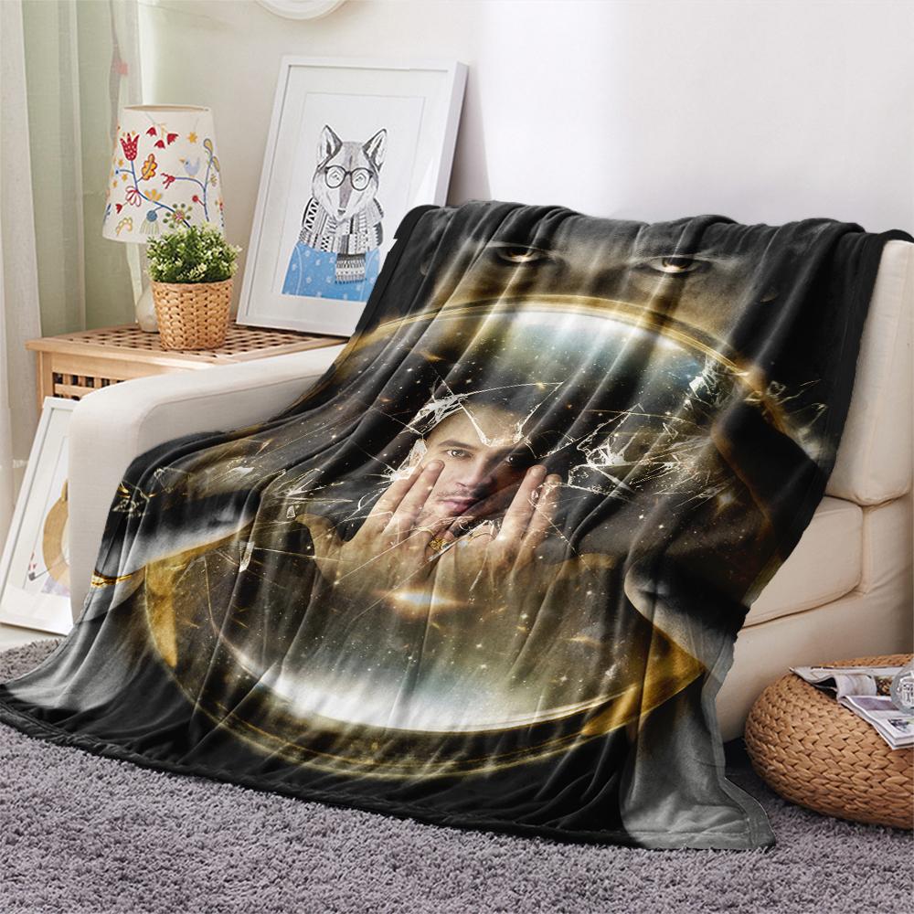 1PC JuL C'est Pas Des Lol Print Flannel Blanket, High quality All Seasons, Home Decor, Warmth and Comfort, Perfect for Christmas Gifts