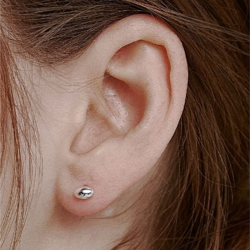 

SIEOR (silver 925) dot silver mini earrings F