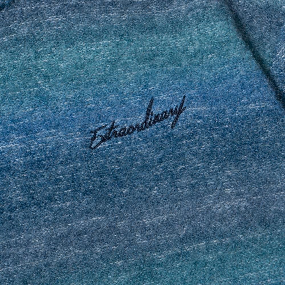 EXTRAORDINARY Gradation Sweater Blue