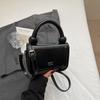 Simple high-end portable small square bag 2025 summer new niche trend fashion casual versatile shoulder women's bag