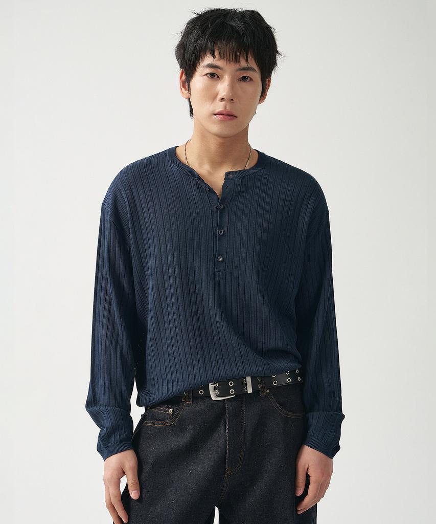 KIIMUIR Washable Cool Touch Henley Neck Crop Knit_Navy