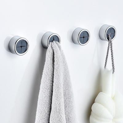 Kúpeľňa a záchod – Vešiaky na uteráky