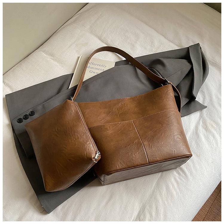 

Модная универсальная сумка для ребенка и мамы женская 2025 новая зимняя ретро сумка-тоут через плечо для поездок популярная сумка-мессенджер коричневый