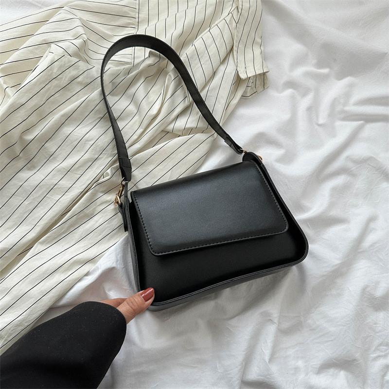Modern Trendy Square Bag Sleek Pu Material Shoulder Bag For Daily Wear In Black White Blue And Khaki