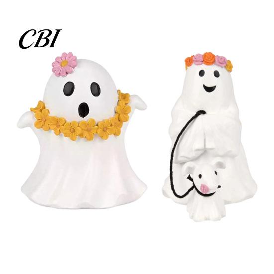 Farmhouse Halloween Decoration Ghost Figurine, Spooky Resin Statue, Classic Living Room Decor for Indoor Outdoor Tabletop Decor, Durable Retro