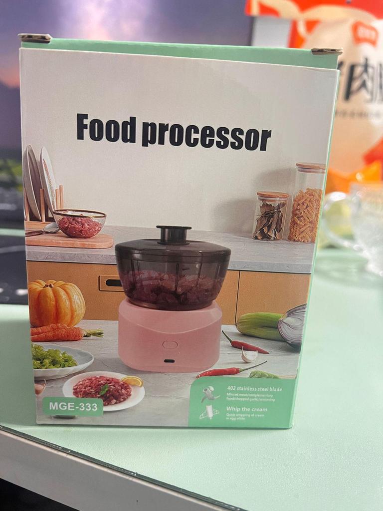 Compact Electric Baby Food Maker: Automatic Blender & Meat Grinder for Smart Cooking