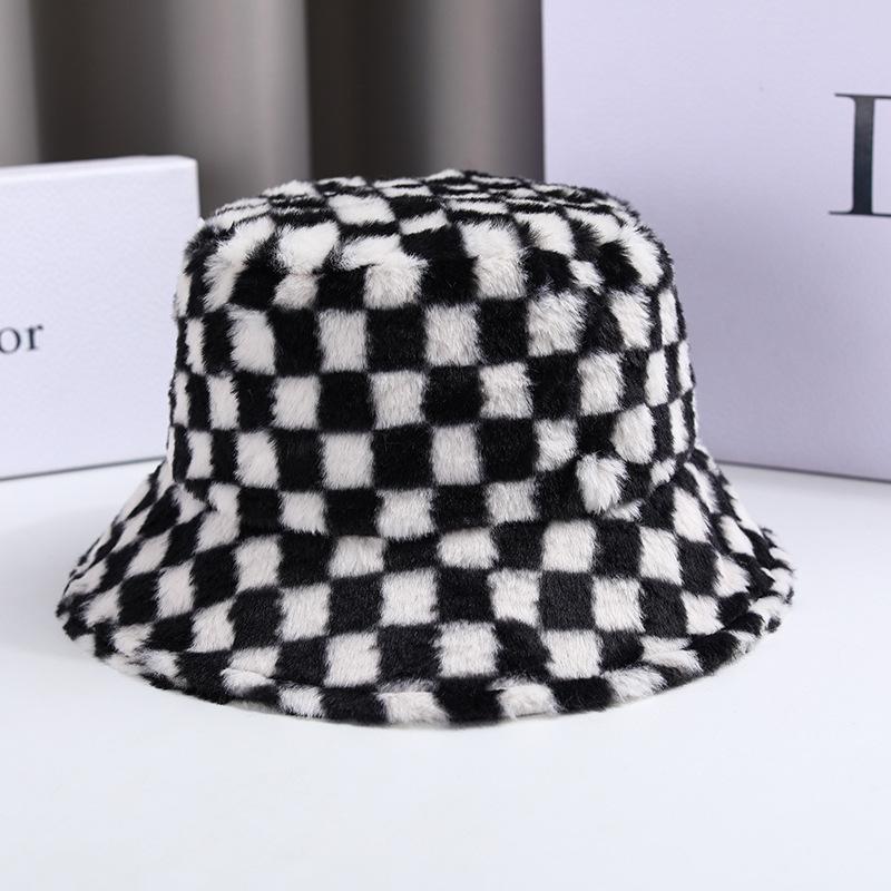 

Ins Checkerboard Hat Женская осенне-зимняя корейская версия плюшевая розовая панама студенческая милая теплая клетчатая шахматная шляпа 56 - 59cm