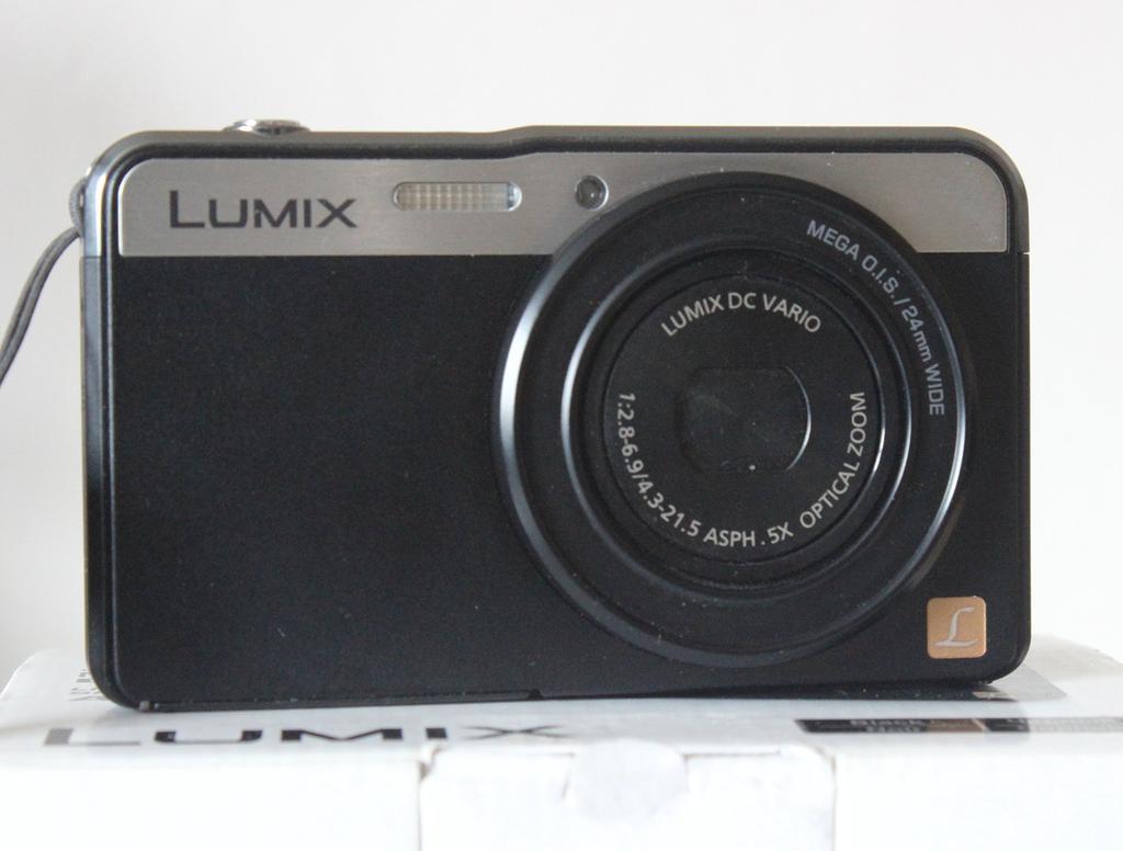 Panasonic Lumix XS3 Digital 5x Camera, Optical, Black, DMC-XS3-K