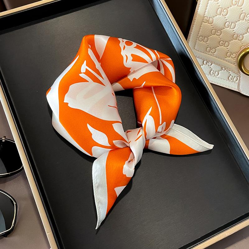 Mulberry Silk Scarves Women Fashion Handkerchief Small Bandana Head Hair Scarfs Luxury Printed 100% Silk Neck Scarf For Men 53cm