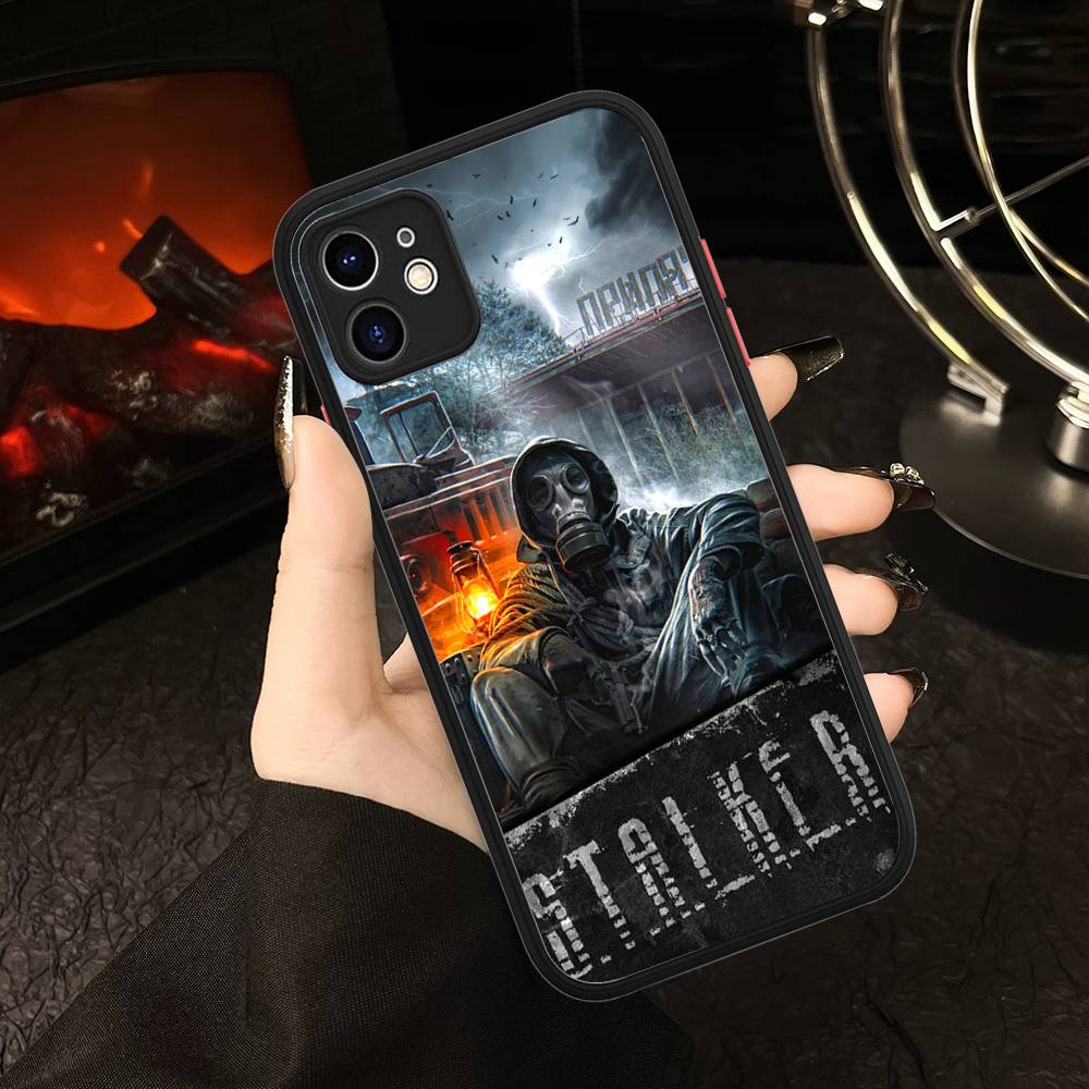 Post Apocalyptic Game Metro 2033 Phone Case For IPhone 16 15 14 Plus 15 13 12 11 Pro Max X XS MAX Matte Cover