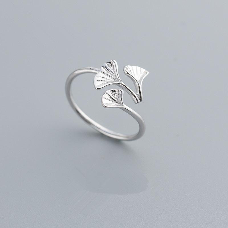 Women's Ginkgo Silver-Plated Adjustable Open Ring: Japanese & Korean Artistic Design, Simple & Fresh Style for Index Finger or Best Friend Gift.