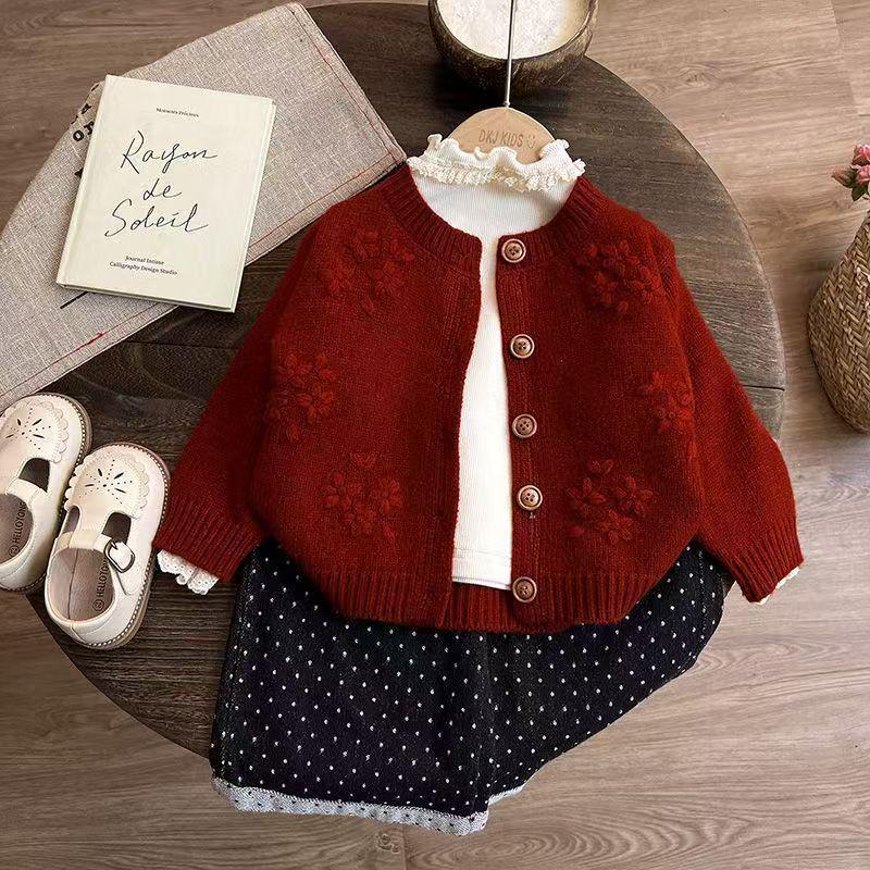 

2025 Spring & Autumn Style Red Cardigan Set for Baby Girls and Toddlers 140