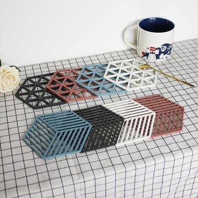 8pcs Silicone Heat Insu Lation Pad Hexagon Heat Resistant Multifuntion Kitchen Tool Counter Mat for Silicone Placemat Pot Holder