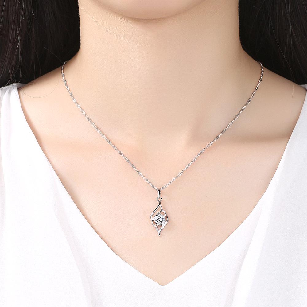 Angel Wings Zircon Pendant Necklace - Women's Luxury Fashion Temperament Clavicle Chain