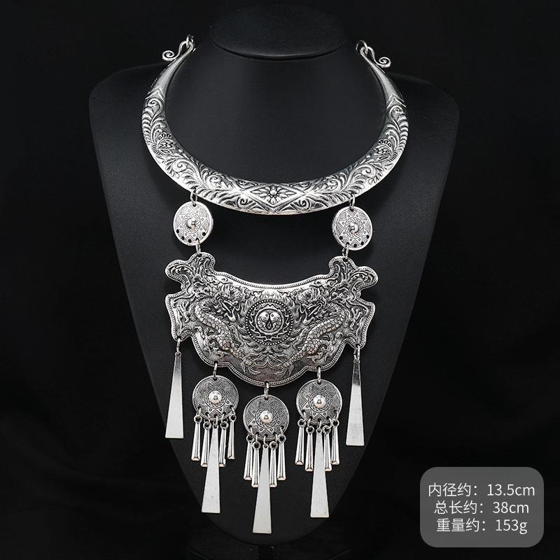A few collars handmade features Dong Miao silver necklace retro dance performance Guizhou Miao accessories women
