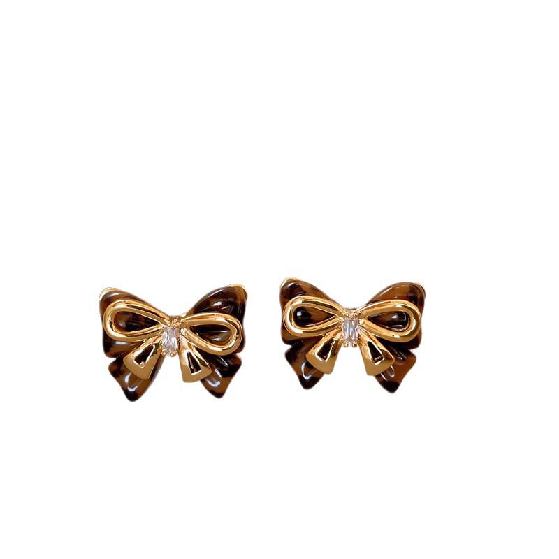 Korean Style Silver Diamond Bow Earrings: Elegant, Versatile, High-End Studs for Women