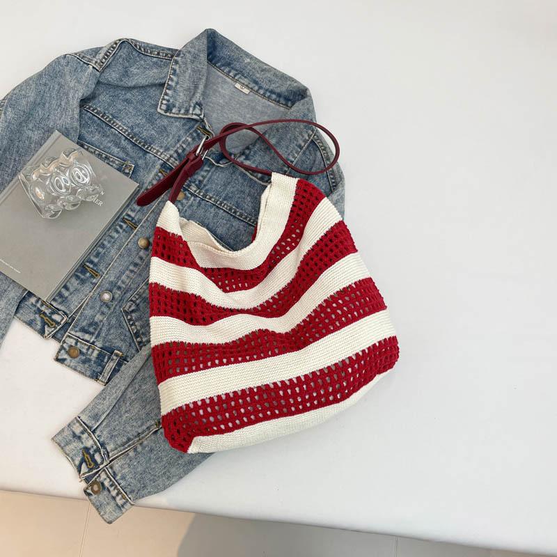

Large capacity woven bag knitted 2025 spring new tote hollow shoulder seaside commuter vacation beach bag women красный