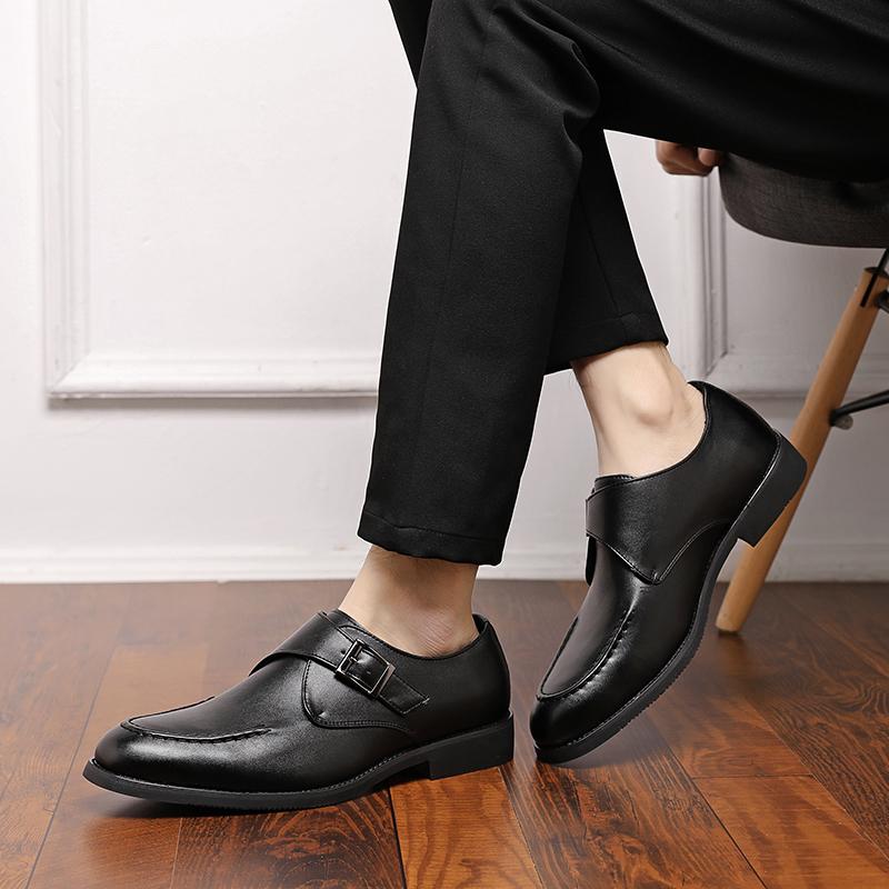 Fashion 2025 Loafers Men Lightweight Flat Leather Shoes Mens Good Quality Social Shoe Male Comfy Handmade Versatile Men's Dress Shoes