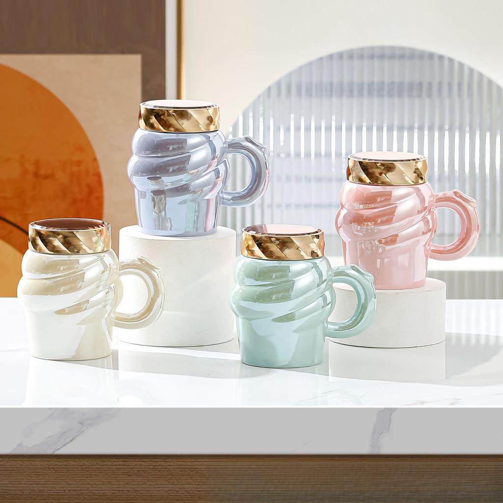 Creative Ice Cream Ceramic Cup Cone Mug with Lid High Value Water Cup Household Cup Event Gift