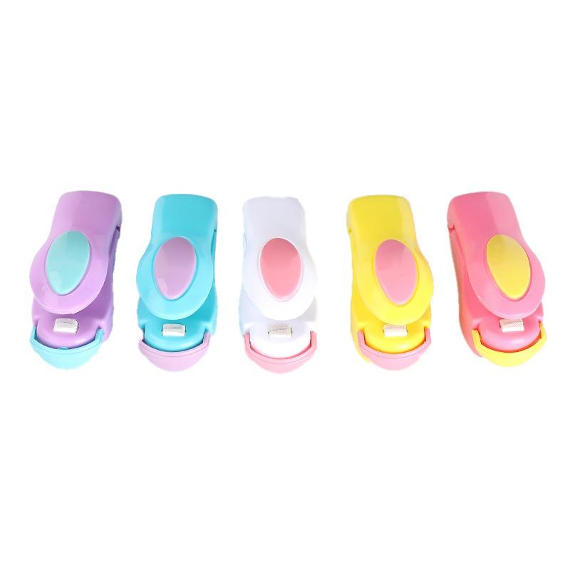 Mini zahřívací stroj na uzavírání sáčků Sáčky na zatavování tepelných plastových sáčků Uzavření přenosných sáčků Balení potravin Tepelné zatavování