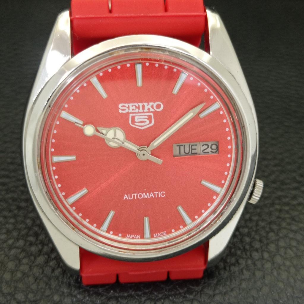 AUTOMATIC 7009A VINTAGE SEIKO 5 JAPAN MENS RED COLOR DIAL WATCH A701579-5 R206b-a701579