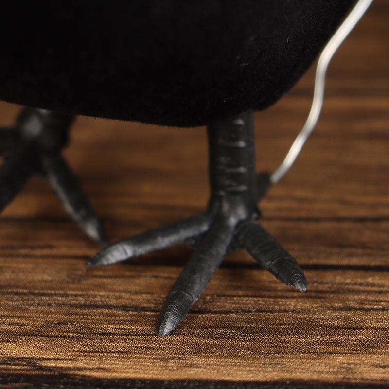 Small Simulation Fake Bird Realistic Halloween Black Crow Model Ornament Simulation Bird Home Decoration Animal Creepy Toy