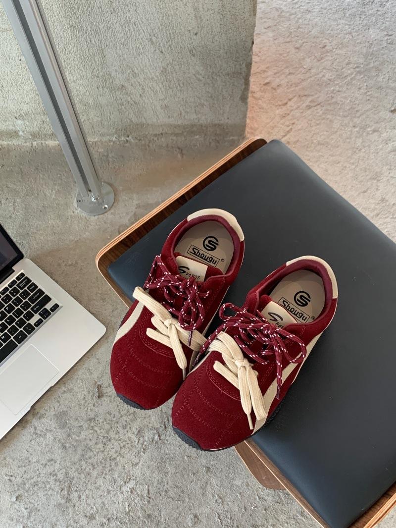 

Korean casual platform heightening Forrest Gump shoes women s 2025 autumn new fashionable versatile lace-up not tired feet German training shoes 39 бордовий