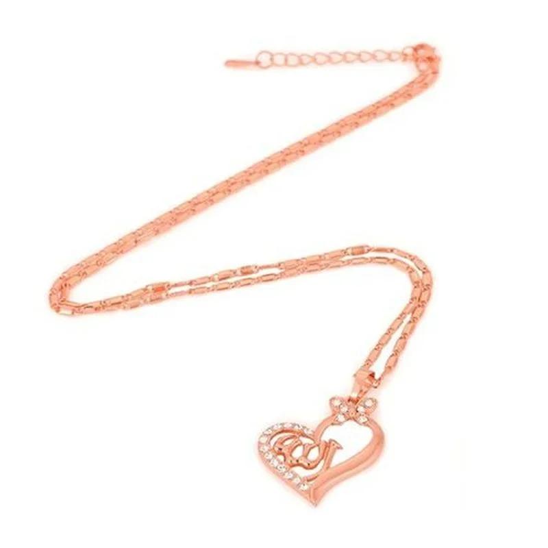 Women Fashion Love Full Diamond Hollow Pendant Personalized Peach Heart Butterfly Necklace Jewelry Classic Accessories Gifts