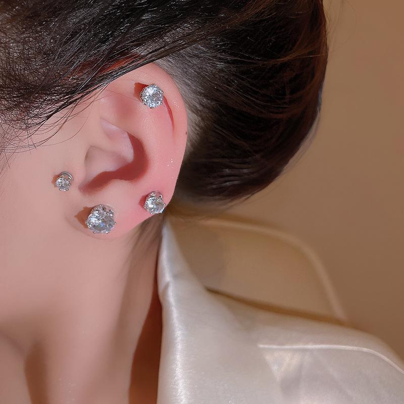 Yerik 2Pcs Silver Color Zircon Magnetic Ear Clip for Women Men Luxury Sparkling Crystal Without Piercing Ear Ear Cuff Jewelry