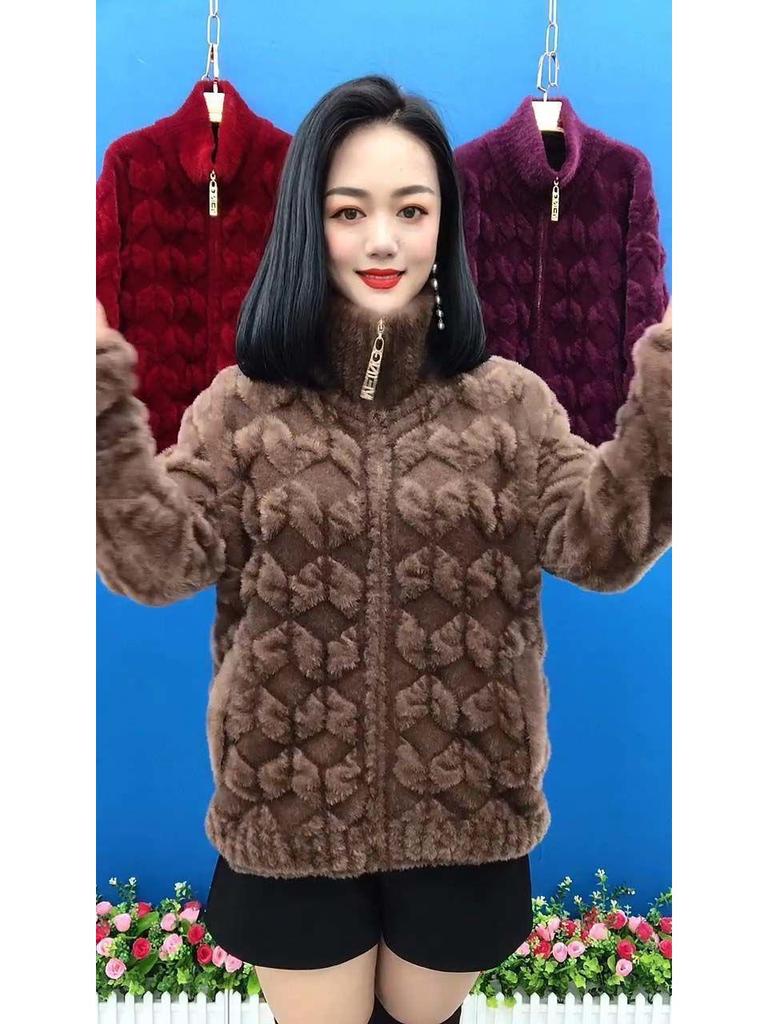 Women's Plus Size Long-Sleeve Thick Velvet Coat for Autumn and Winter