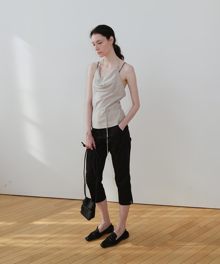 Loutaideu Strap Drape Halter Top [Beige]