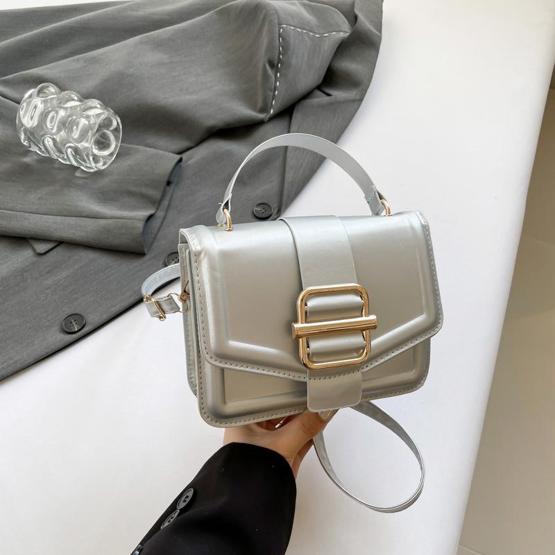 

Женские сумки из искусственной кожи, роскошная дизайнерская женская сумка через плечо, новая модная сумка цвета конфет, маленькая квадратная сумка-мессенджер 19x6x13.5cm серебряный