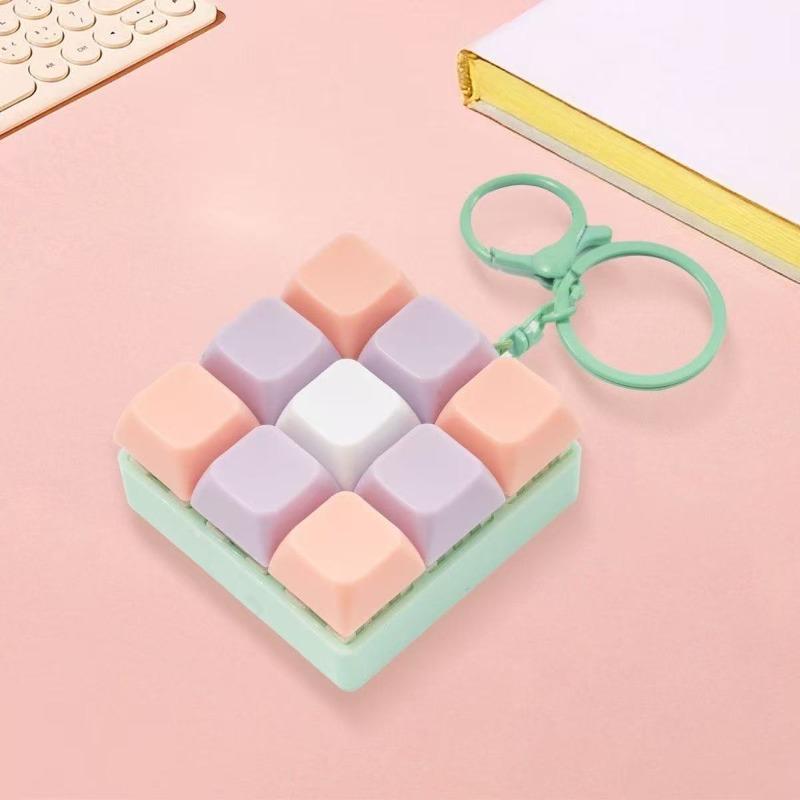 Keyboard Keychain Macaron Color Click Sound Fidget Clicker Sound Stress Relief Button Toy Portable Decompression Key Pendant