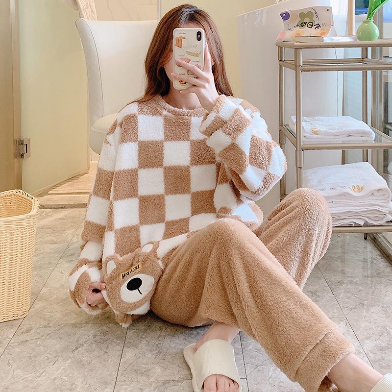 Women's Plus Size Plaid Plush Pajamas for Winter - Long Sleeve, Cozy Fit for All Body Types