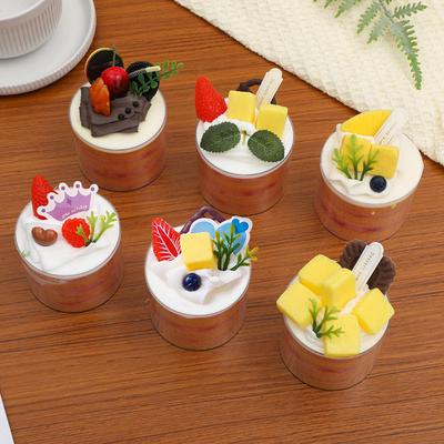 Oggetti decorativi – Oggetti in plastica