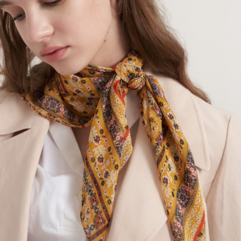 BB’DE SOLI’DE Larissa square scarf 2color