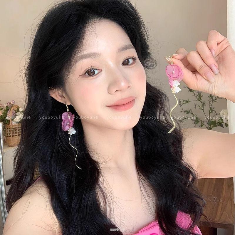 

Любовь цветок бант серьги с бахромой сладкий темперамент универсальные серьги-гвоздики модные нишевые серьги высокого класса