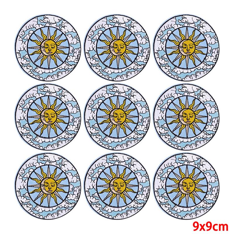 10 Pcs/lot Wholesale Embroidery Patch Iron On Patches For Clothing Patches On Clothes Jackets Decor Applique Sew Supplies