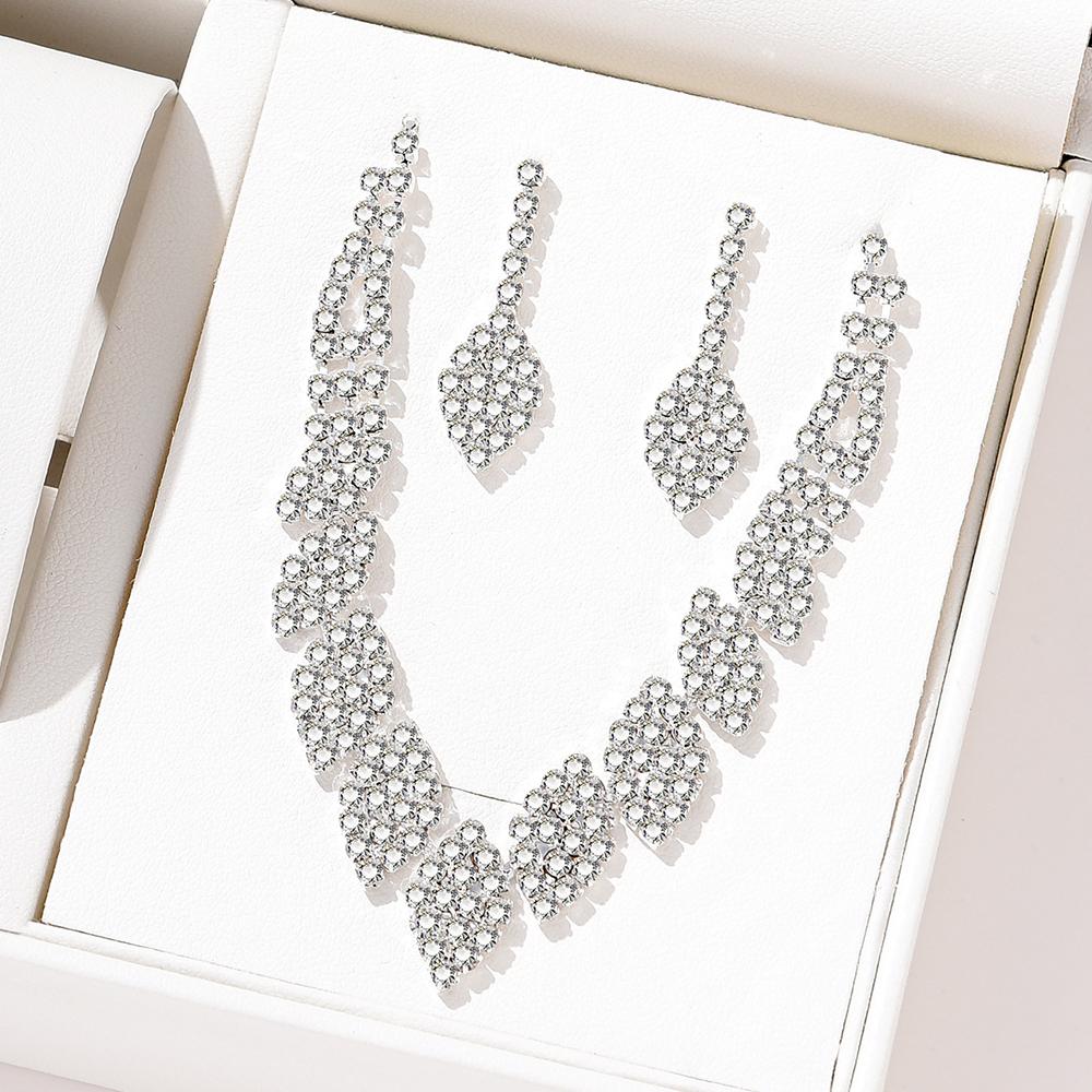 3 Piece Women Rhinestone Necklace Earring Set Luxurious Sparkling Copper Plated Leaves Fashionable Elegant High Accessories