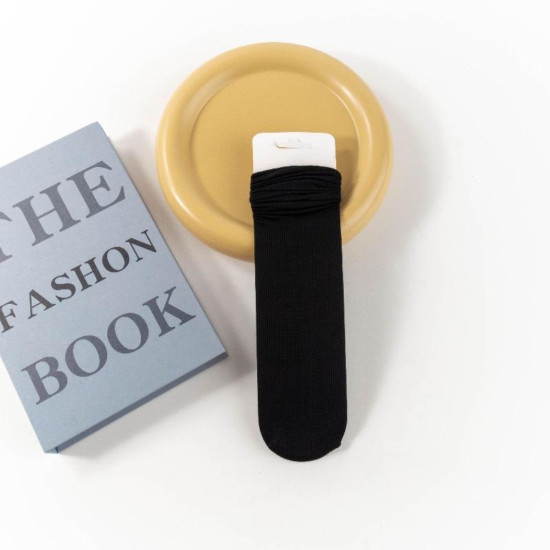 

Black and White Ice Socks for Women, Summer Thin Breathable Mid-calf Pile Socks, Summer Boneless Ice Silk Long Socks 1 pair чёрный