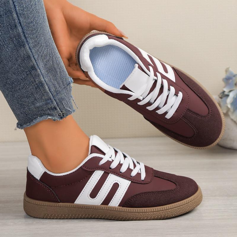Women‘s Shoes Casual Board Versatile Retro Single Large Size German Training Sports.